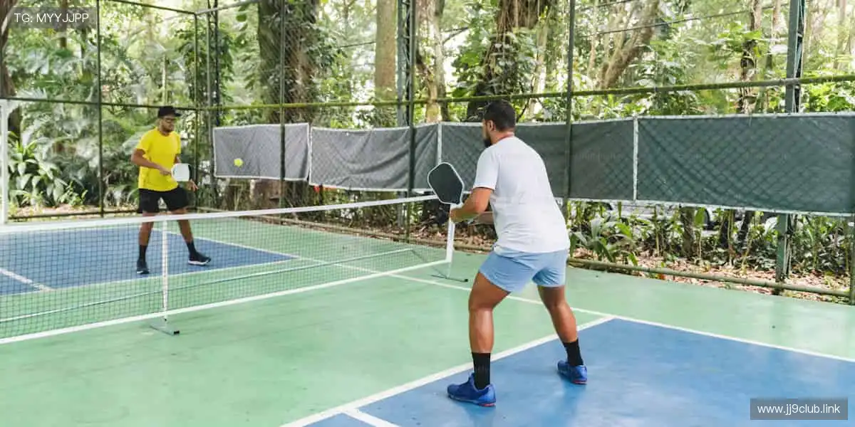 「突破极限,超越自我 —— 这里是体育精神的终极舞台!🔥报名参赛,书写你的传奇!」